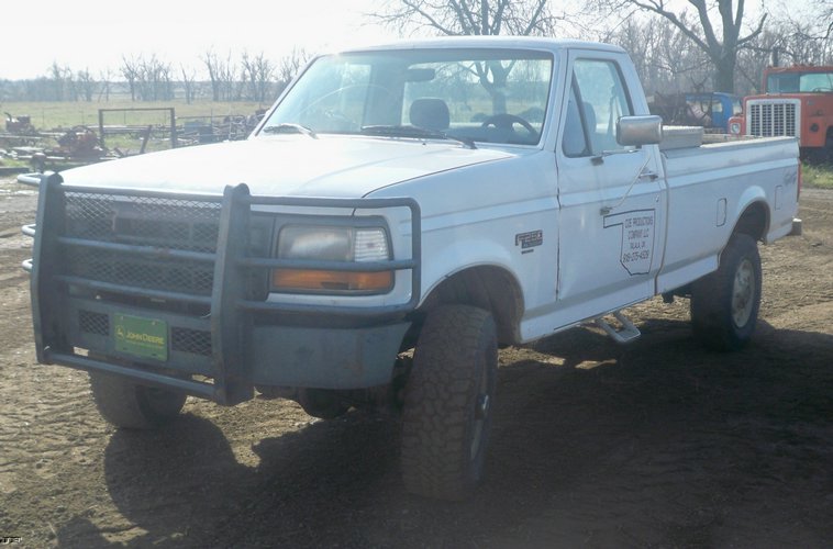 image for item 5204 1994 Ford F-250 pickup
