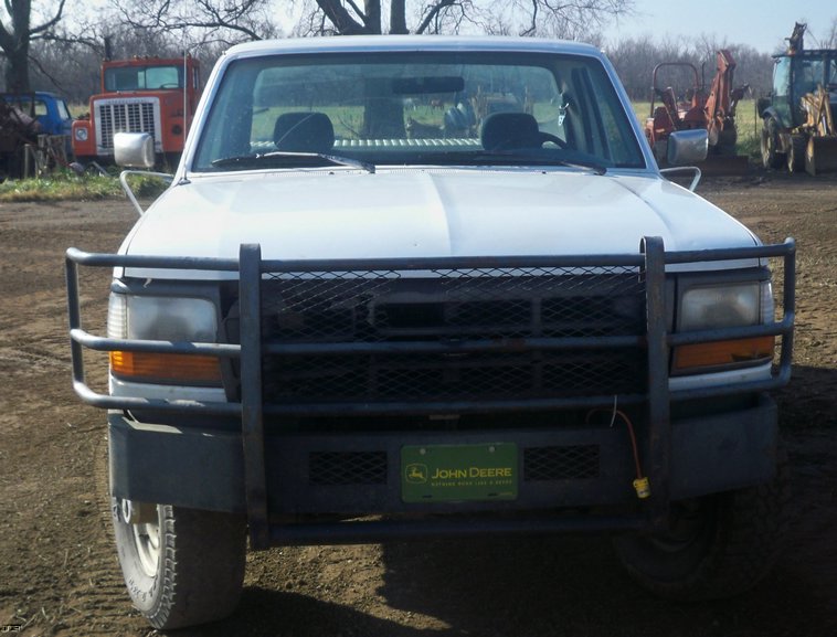 image for item 5204 1994 Ford F-250 pickup