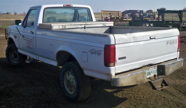 image for item 5204 1994 Ford F-250 pickup