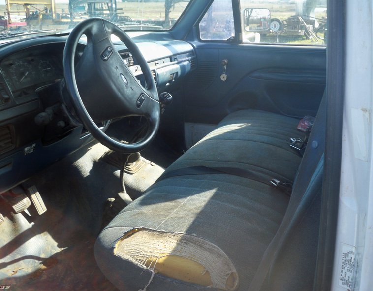 image for item 5204 1994 Ford F-250 pickup