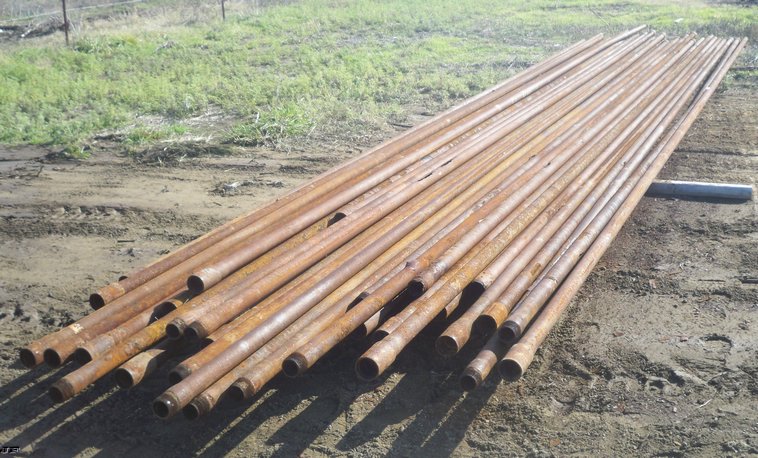 image for item 5206 (33) sticks of 2-3/8" oilfield pipe