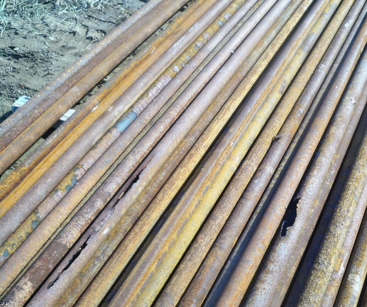 image for item 5206 (33) sticks of 2-3/8" oilfield pipe
