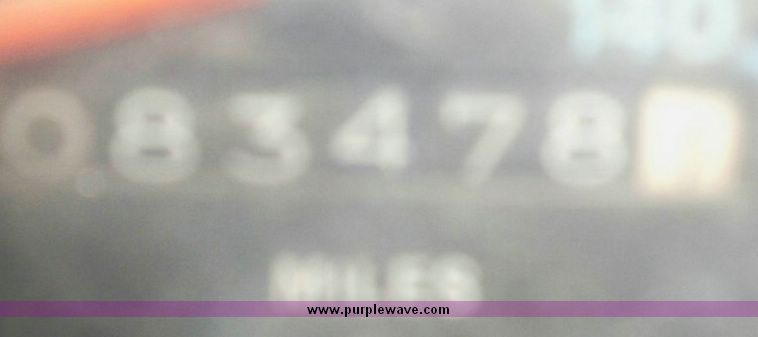 image for item 7541 1983 International F2277-148  dump truck with 12' steel dump bed