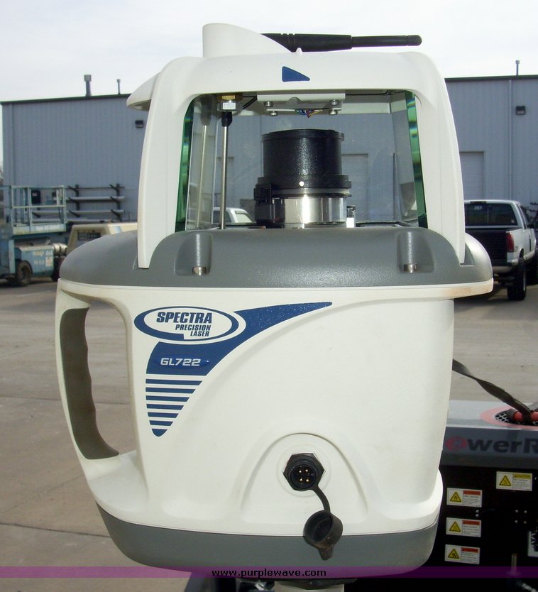 image for item 4102 Trimble Spectra GL722 precision laser