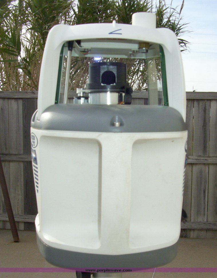 image for item 4102 Trimble Spectra GL722 precision laser