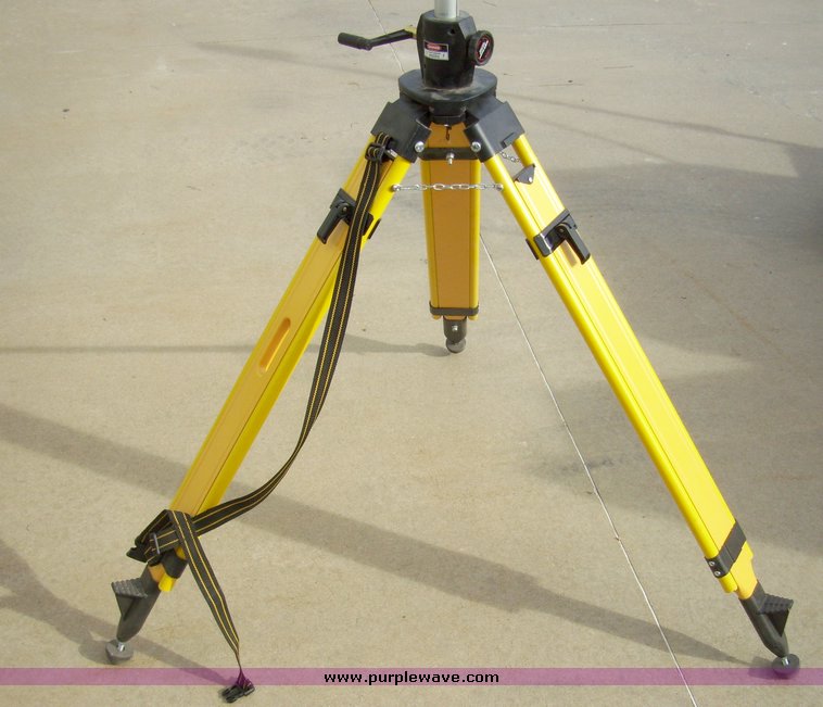 image for item 4102 Trimble Spectra GL722 precision laser