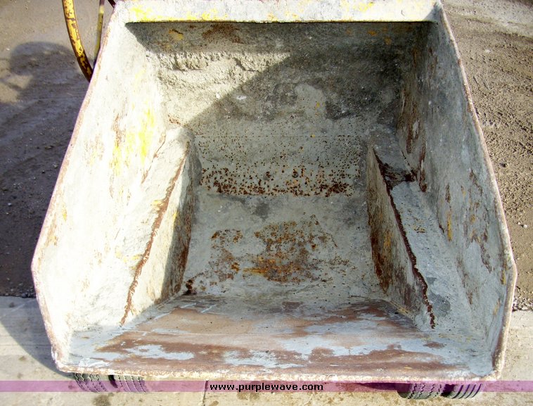 image for item 4104 Whiteman concrete power buggy