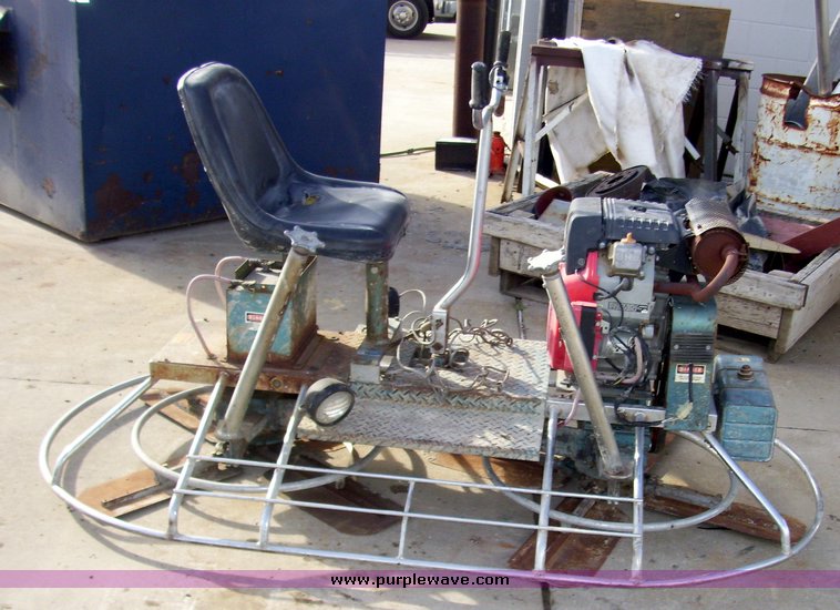 image for item 4106 Bartell BTR88 double riding trowel