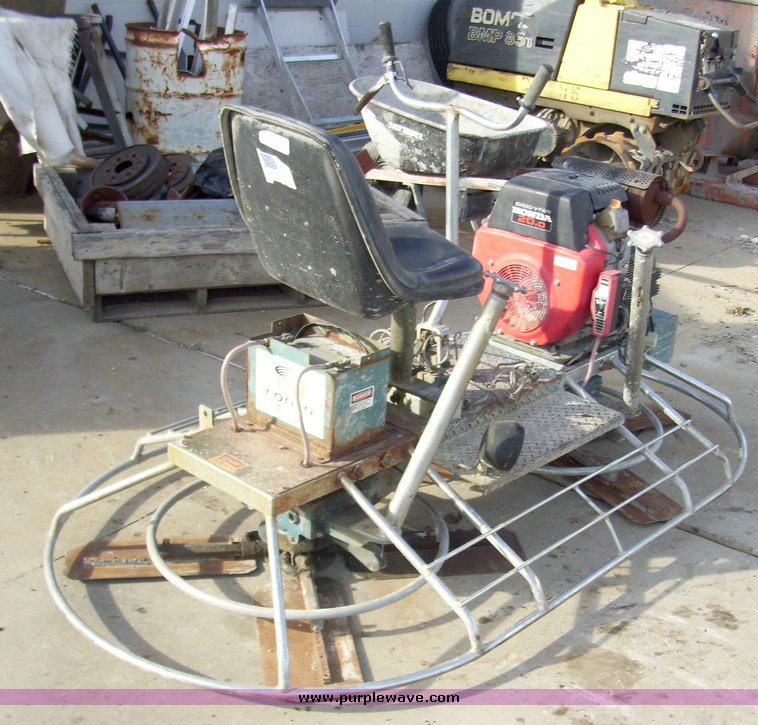 image for item 4106 Bartell BTR88 double riding trowel