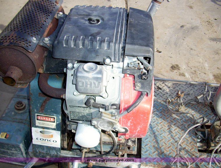 image for item 4106 Bartell BTR88 double riding trowel