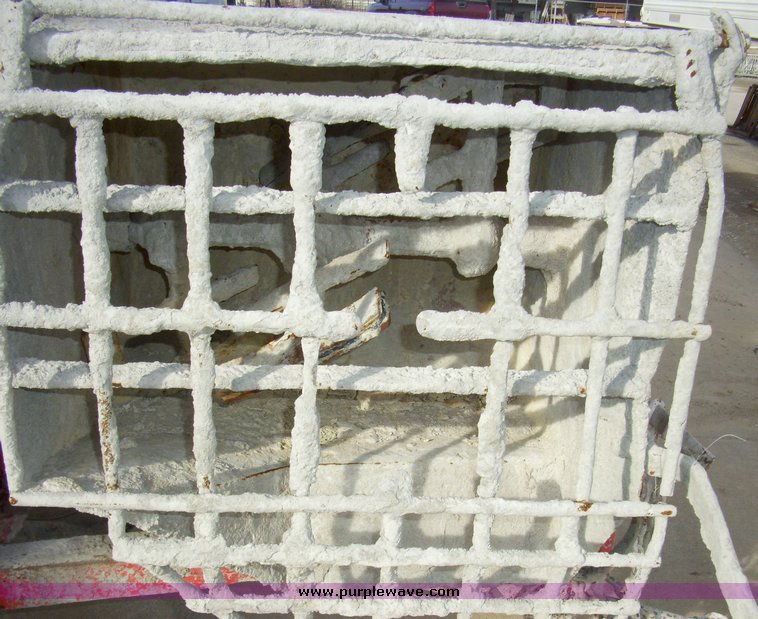 image for item 4107 Essick concrete mixer