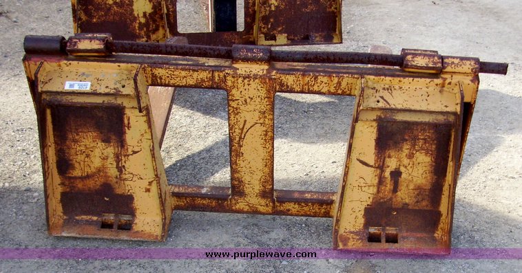 image for item 4109 Pallet fork skid steer attachment