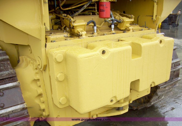 image for item 5000 1988 International Dresser 250E crawler loader