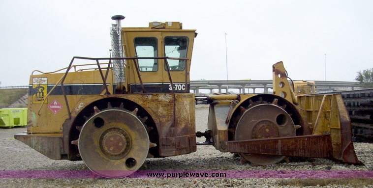 image for item 5001 1996 CMI 3-70C landfill compactor