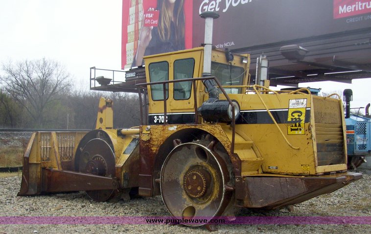 image for item 5001 1996 CMI 3-70C landfill compactor