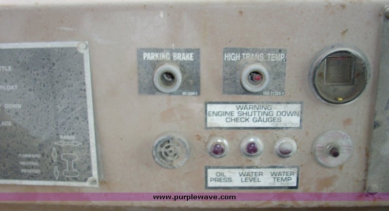 image for item 5001 1996 CMI 3-70C landfill compactor