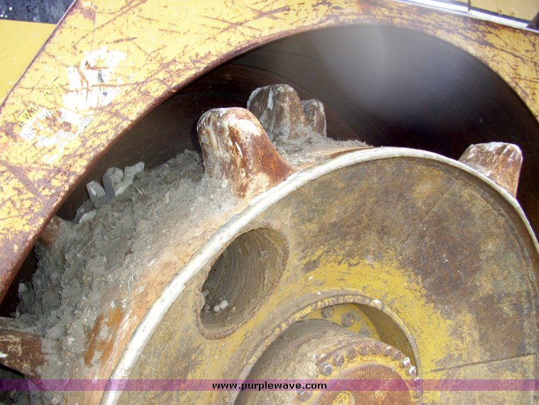 image for item 5001 1996 CMI 3-70C landfill compactor