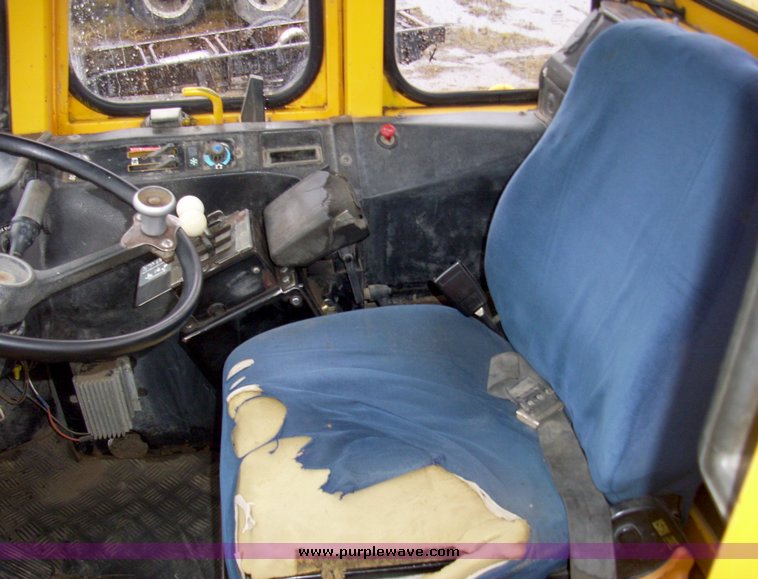 image for item 5002 1991 Michigan L-120 wheel loader