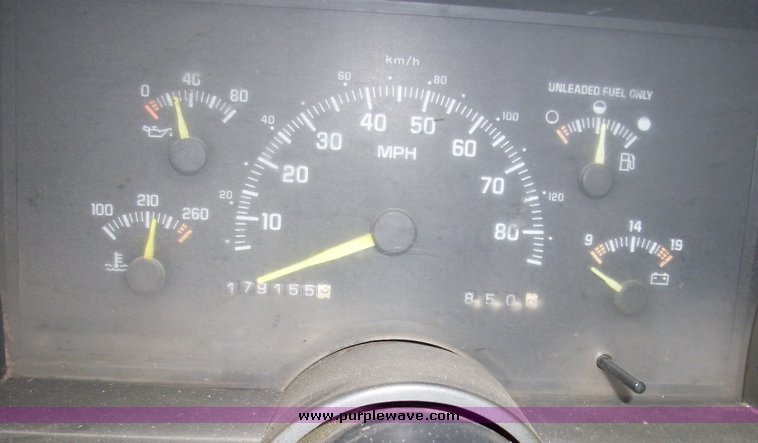 image for item 5003 1994 GMC Sierra C3500 pickup truck