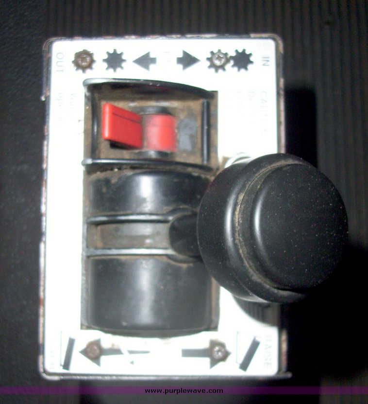 image for item 5004 1994 Peterbilt Conventional 379 semi truck