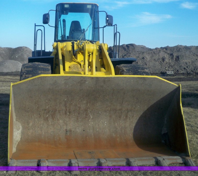 image for item 5199 1997 Komatsu WA450-3L wheel loader