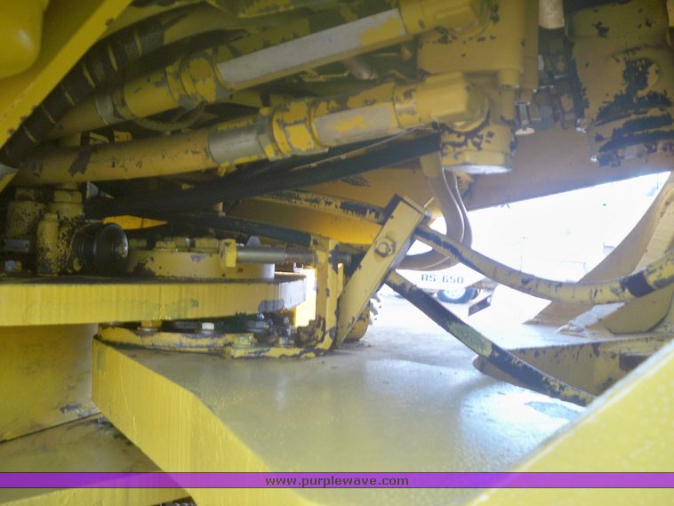 image for item 5199 1997 Komatsu WA450-3L wheel loader