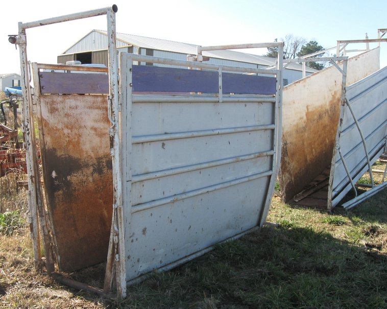 image for item 3091 Loading chute and crowding tub