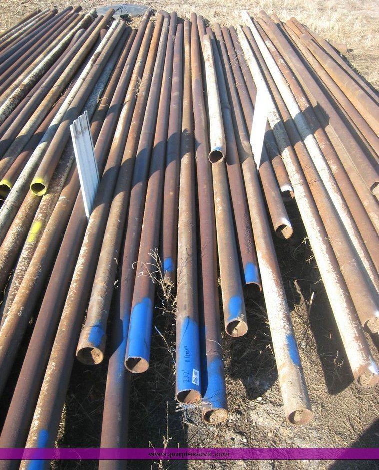 Approx. 220' of 3.5" OD steel pipe in Great Bend, KS Item 3652 sold