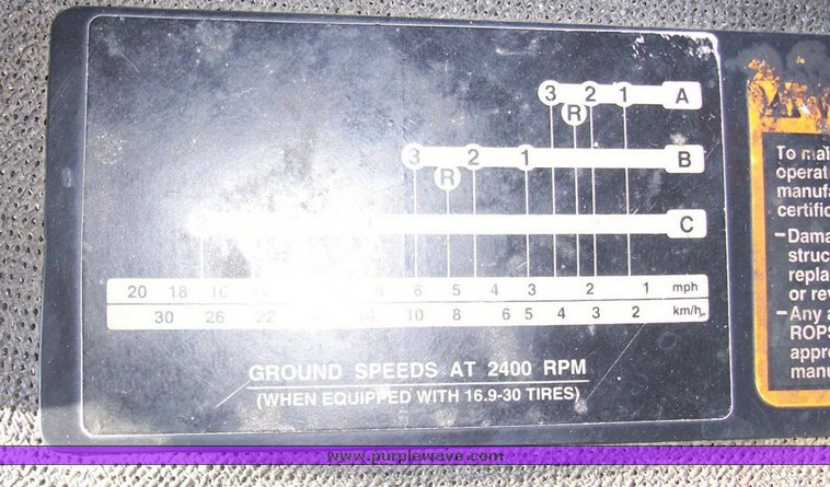 image for item 4003 1999 John Deere 5510 tractor