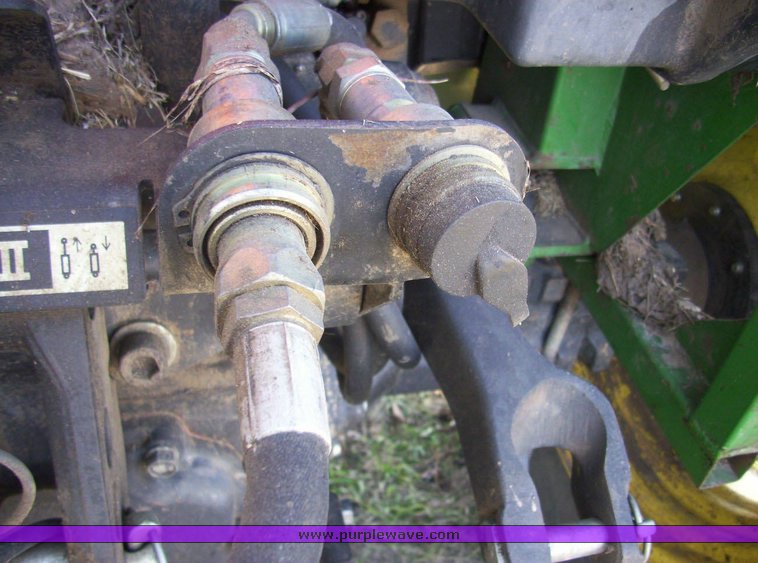 image for item 4003 1999 John Deere 5510 tractor