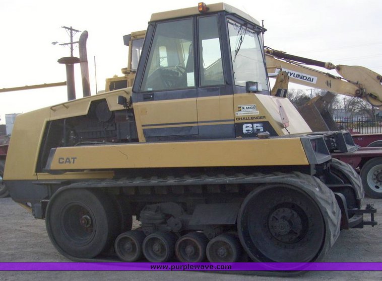 image for item 4113 1987 Caterpillar Challenger 65 tractor