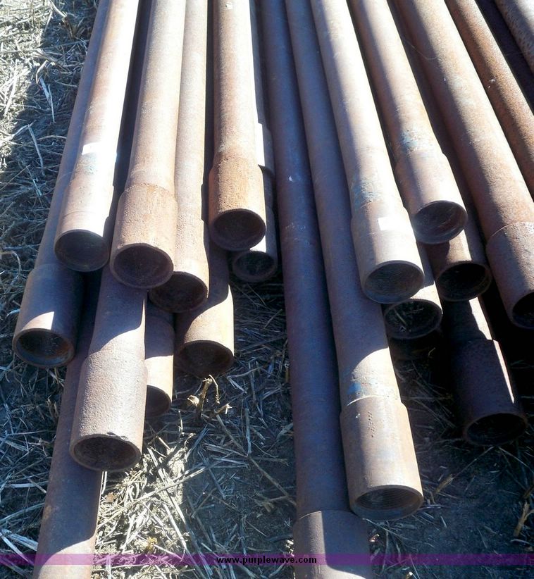image for item 4253 (10) sections of oil field pipe