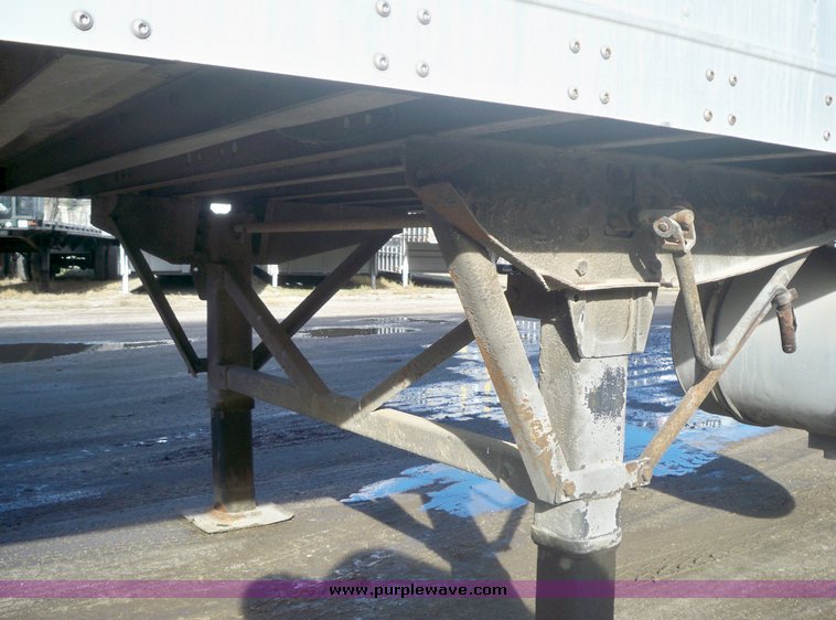 image for item 5195 1997 Wabash Carrier Ultra Fresh II semi trailer