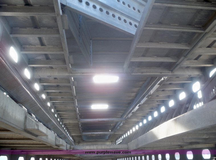 image for item 5196 1997 Barrett aluminum three deck hog semi trailer