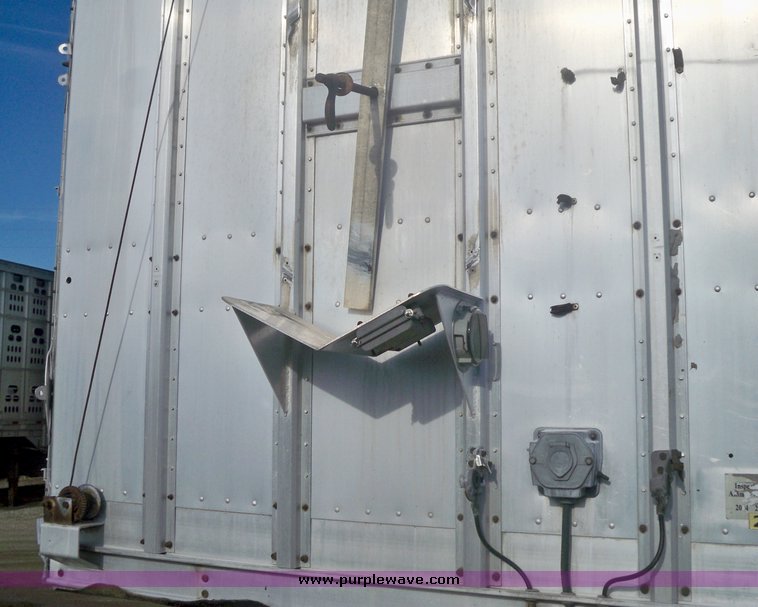 image for item 5196 1997 Barrett aluminum three deck hog semi trailer