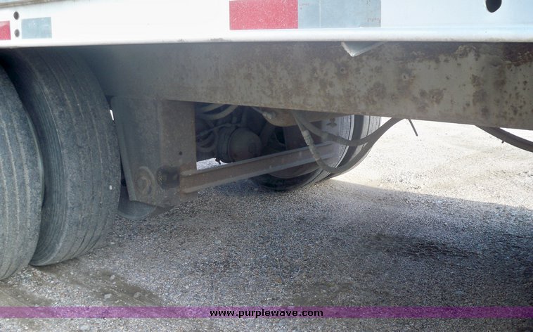 image for item 5196 1997 Barrett aluminum three deck hog semi trailer