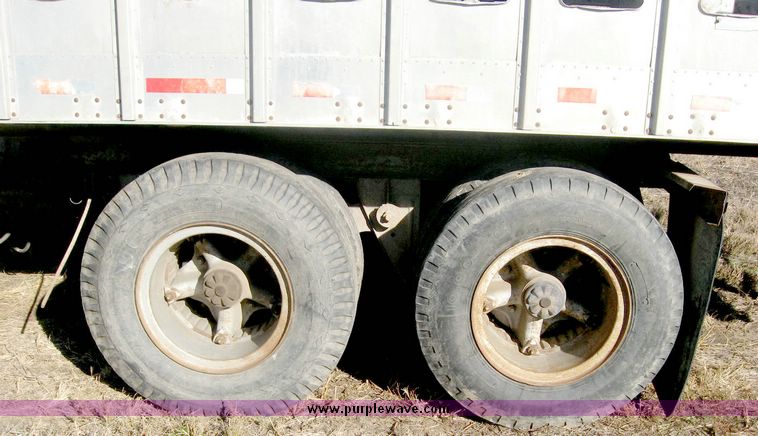 image for item 6421 1971 Hobbs 45' straight deck aluminum livestock trailer