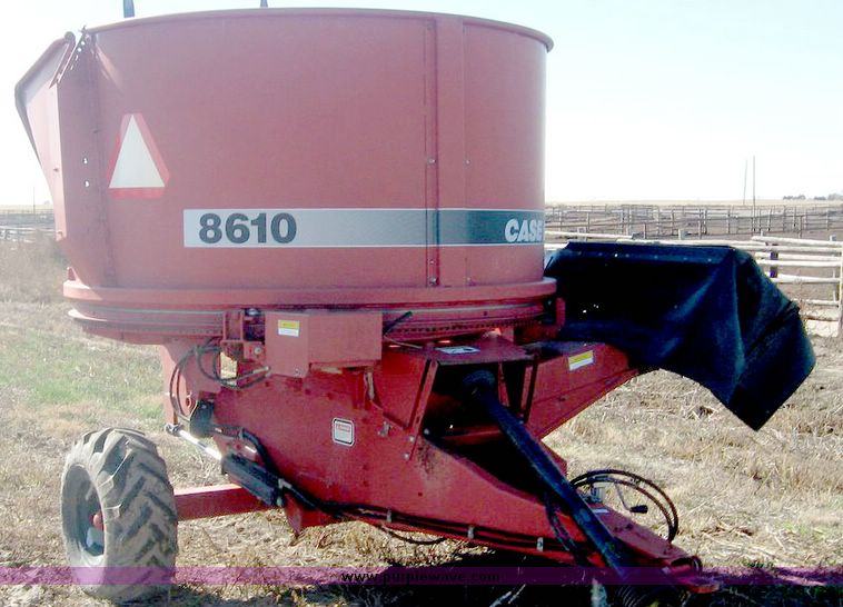 image for item 6437 Case 8610 bale processor