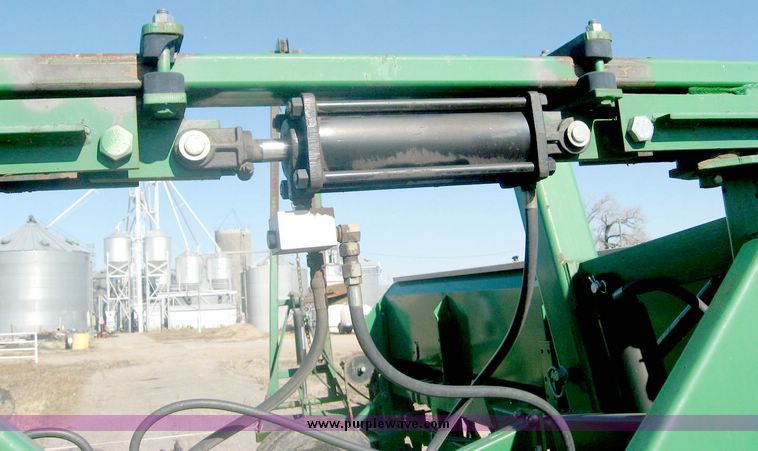 image for item 6438 Great Plains Solid Stand 30 double disc drill