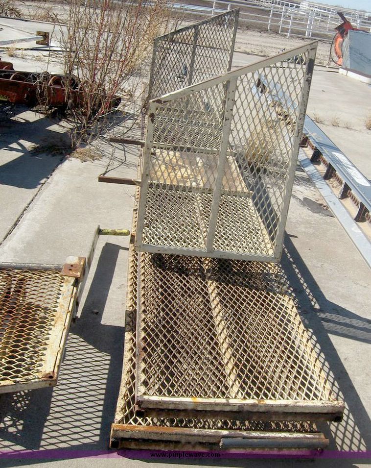 image for item 6440 1993 Ford L8000 tandem axle truck with 22' combination silage and grain bed