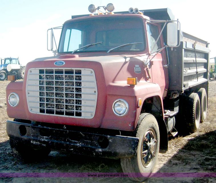 image for item 6443 1984 Ford 8000 tandem axle truck with 13" dump bed and hoist