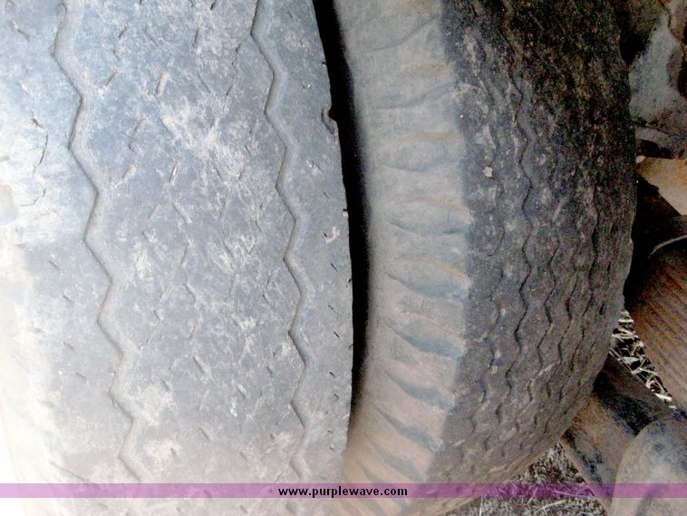 image for item 6443 1984 Ford 8000 tandem axle truck with 13" dump bed and hoist