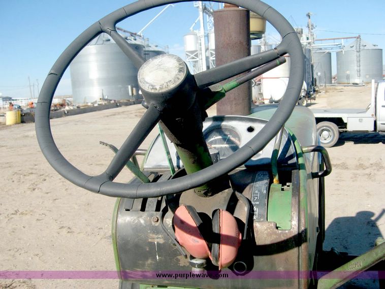 image for item 6444 1965 John Deere 4020 tractor