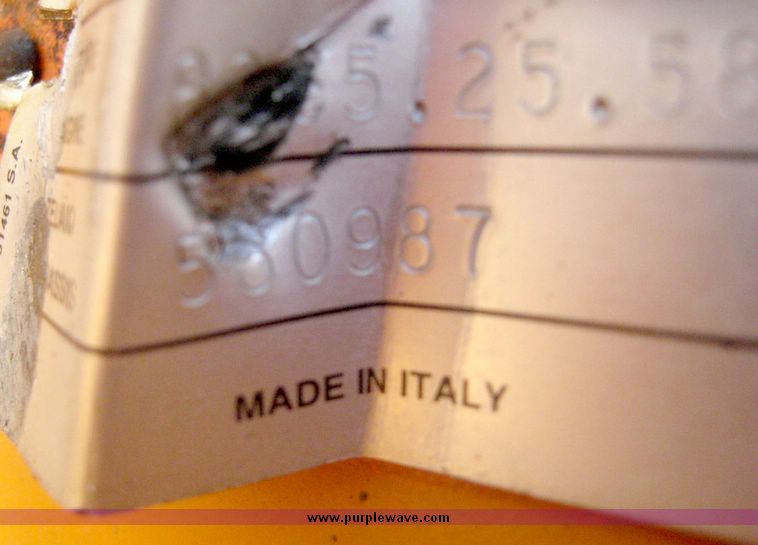 image for item 6449 1995 Fiat-Allis FR160 wheel loader