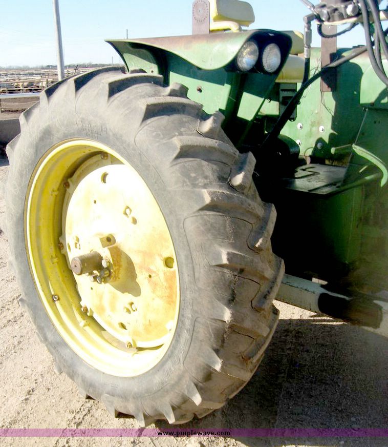 image for item 6541 1961 John Deere 3010 tractor with GB 900 Hi-Master loader