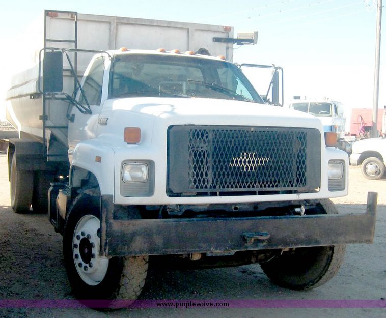 image for item 6542 1994 Chevrolet Kodiak truck with Roto-Mix 600-16 feed mixer box