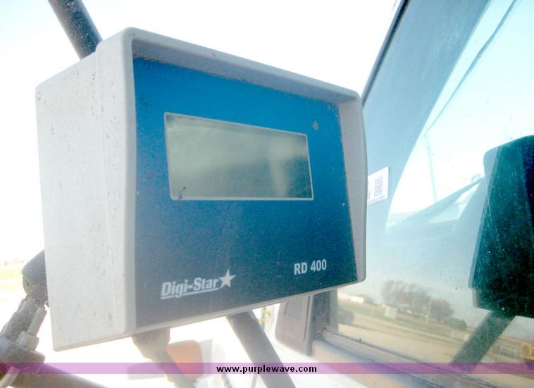 image for item 6542 1994 Chevrolet Kodiak truck with Roto-Mix 600-16 feed mixer box