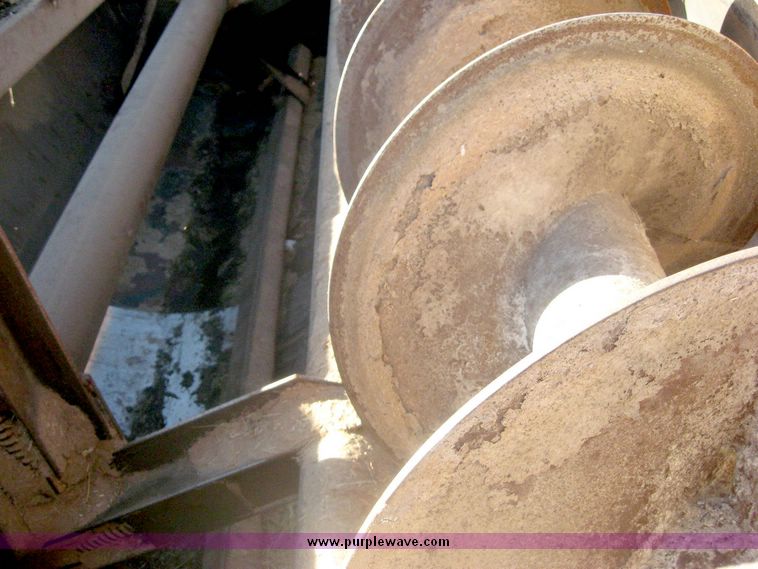 image for item 6542 1994 Chevrolet Kodiak truck with Roto-Mix 600-16 feed mixer box