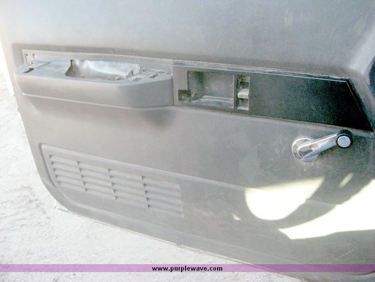 image for item 6542 1994 Chevrolet Kodiak truck with Roto-Mix 600-16 feed mixer box