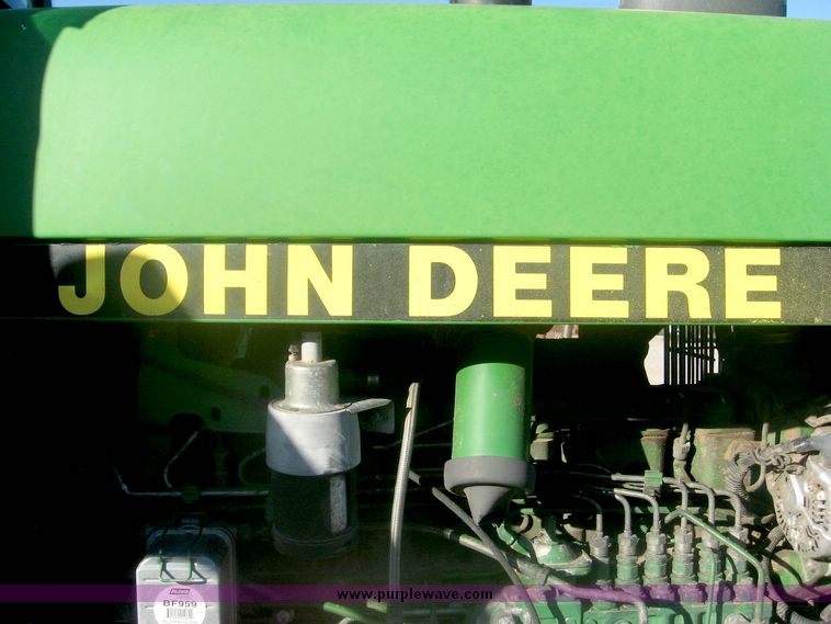 image for item 6543 1989 John Deere 4955 MFWD tractor